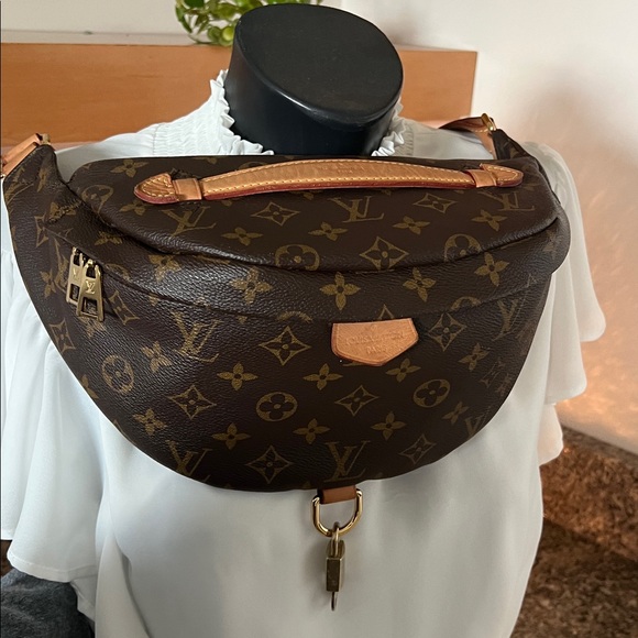 Louis Vuitton Handbags - Louis Vuitton Bum Bag